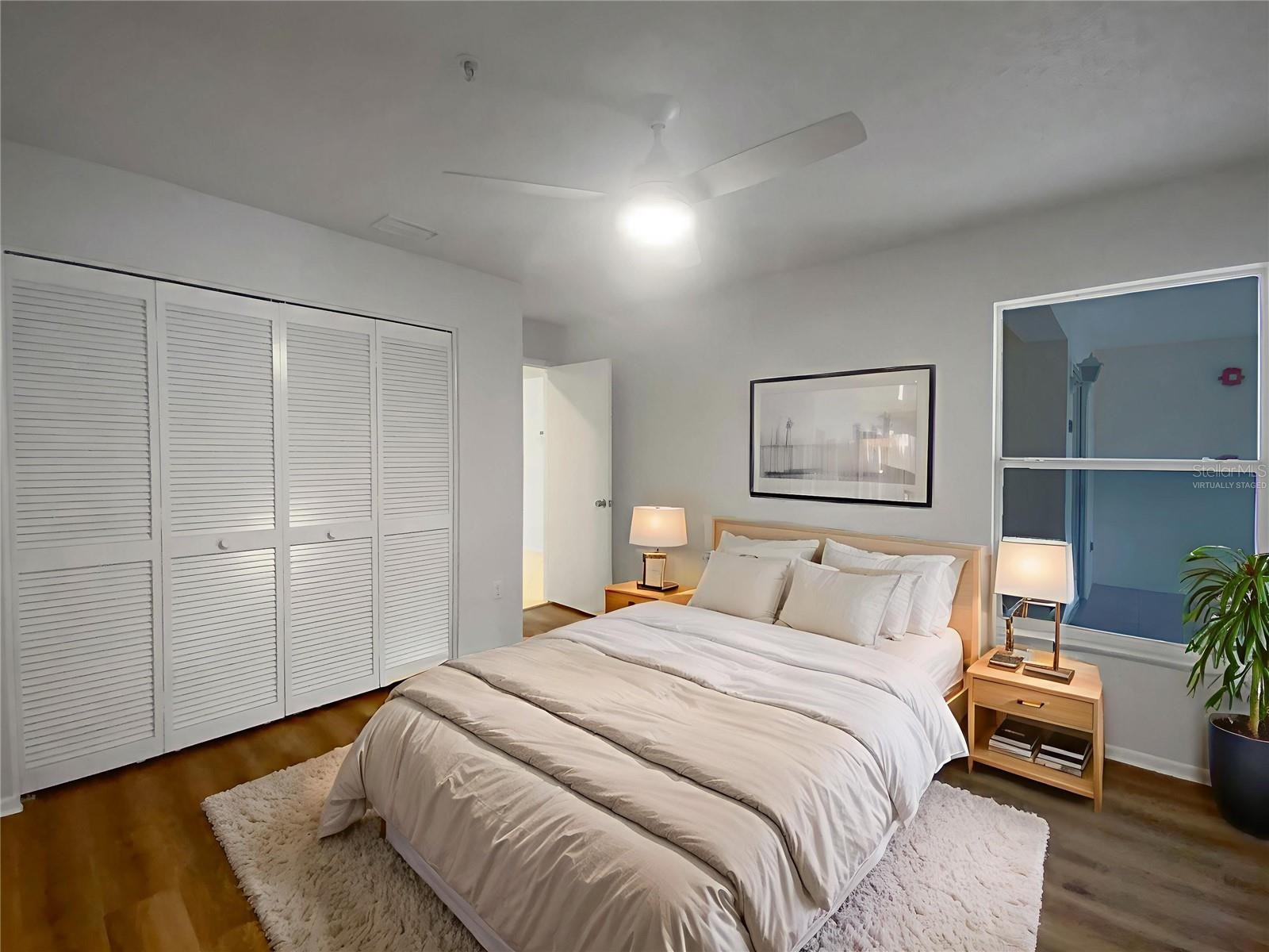 6904 DREWRYS BLF #810