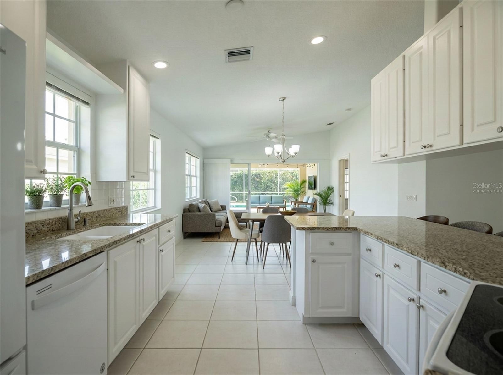 8876 ESTEPONA CT