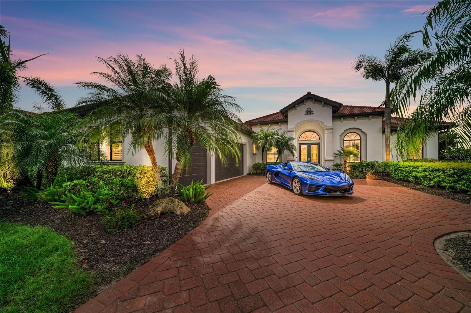 7314 HERITAGE GRAND PL