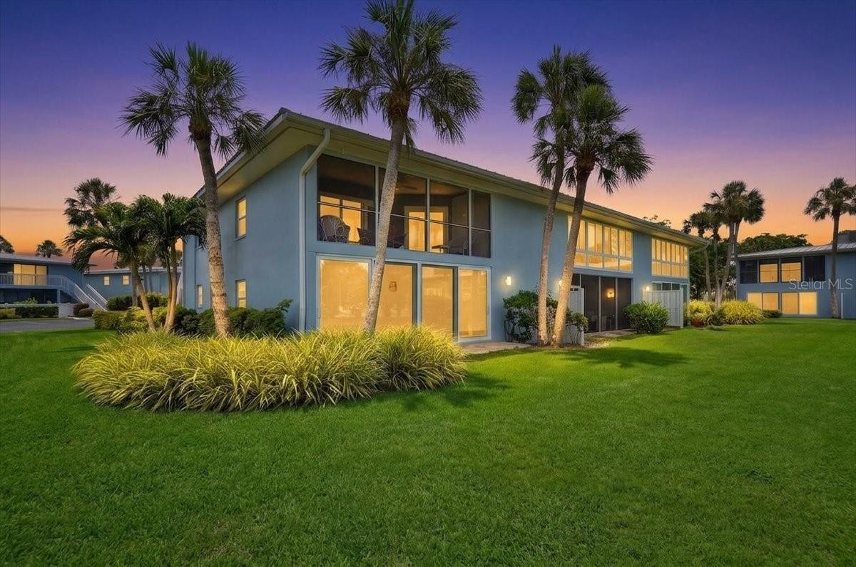 600 MANATEE AVE #230