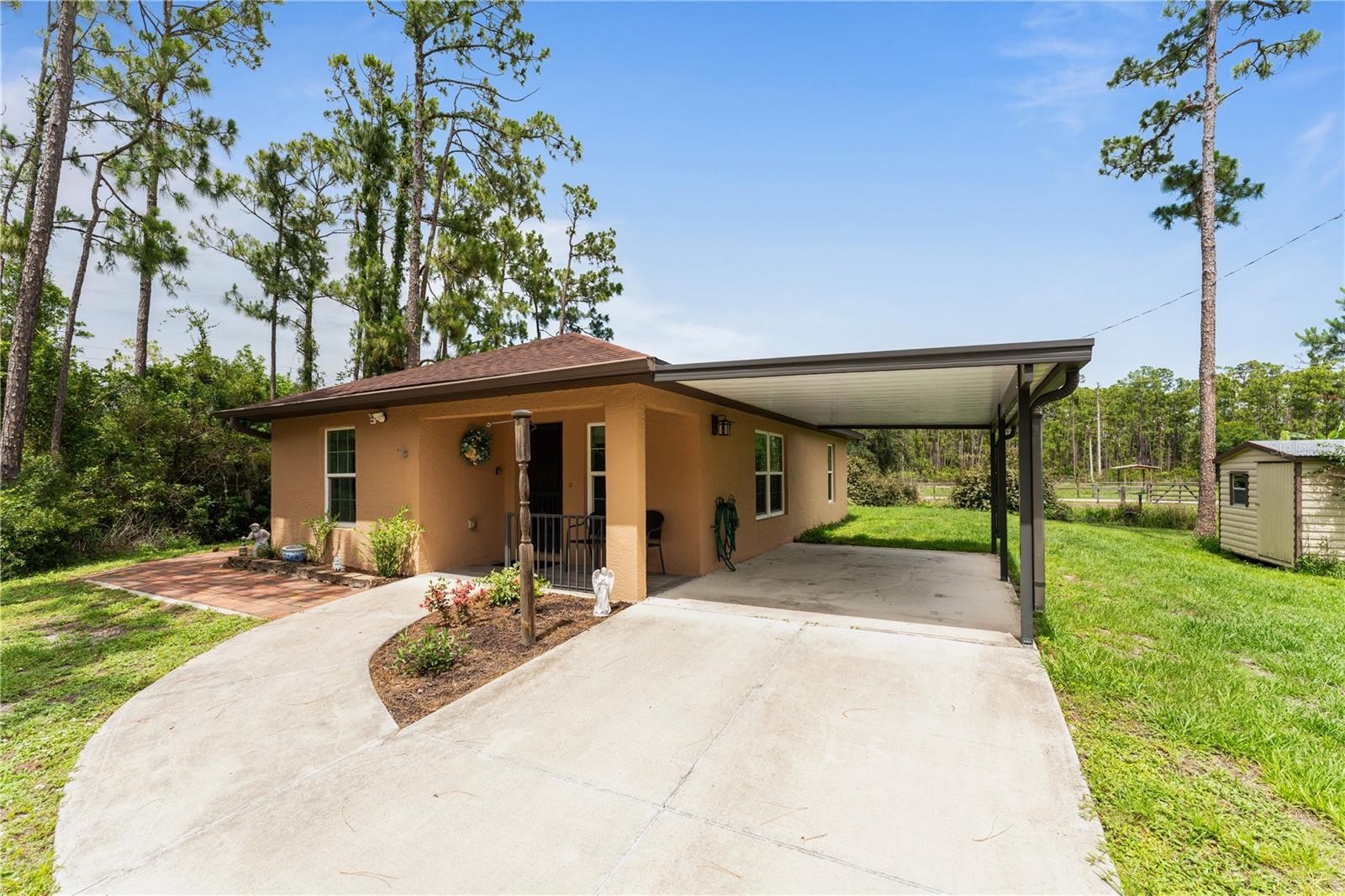 3241 TROPICAIRE BLVD