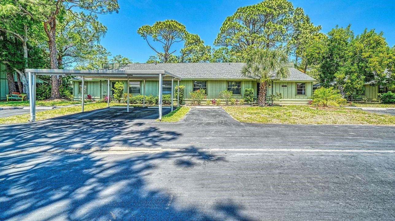 5056 BARRINGTON CIR #2602