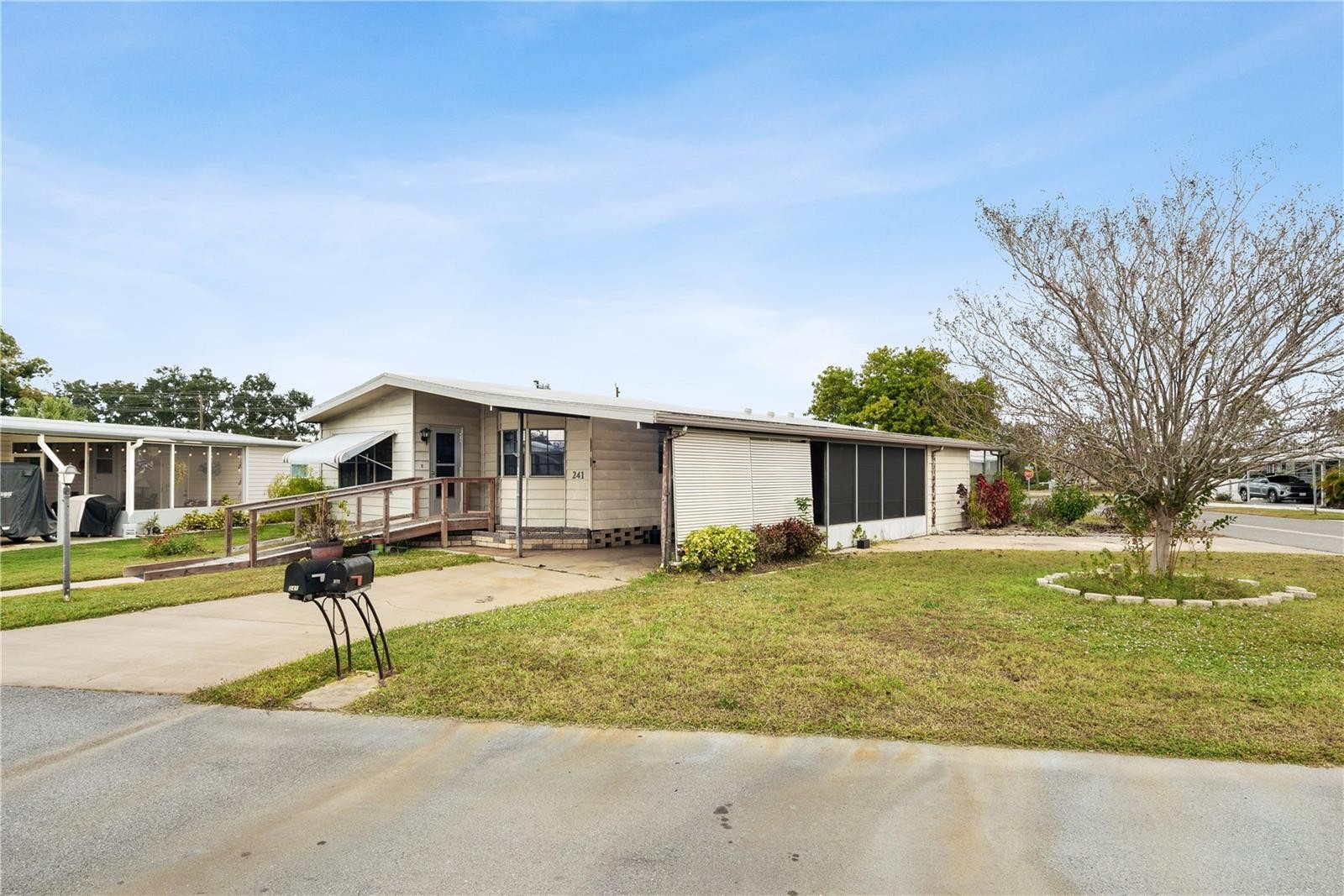 6710 36TH AVE E #241