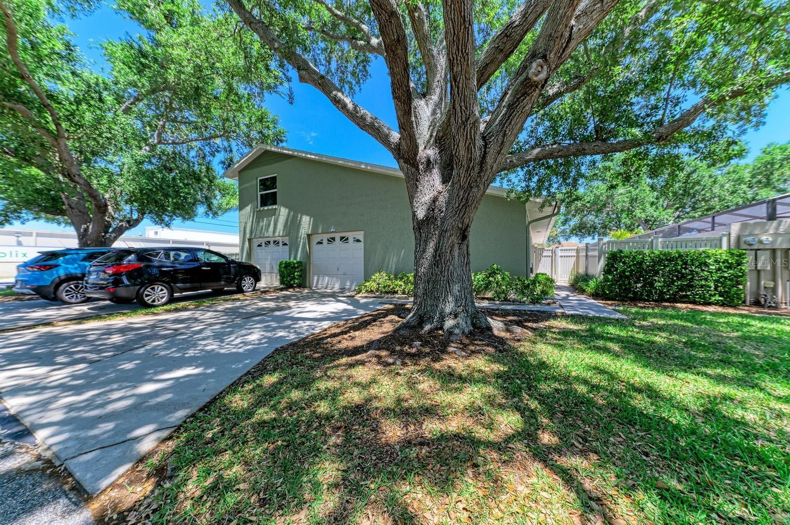 4154 CENTER POINTE CIR #57A