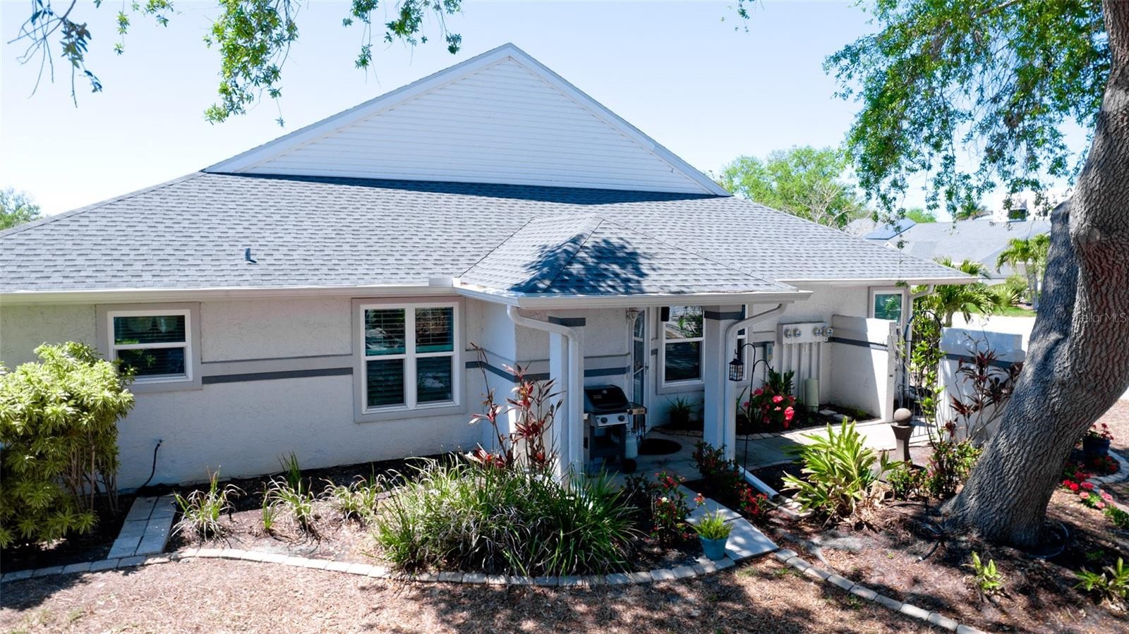11009 JASMINE CIR