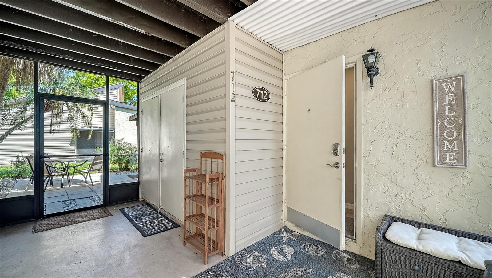 712 WHITE PINE TREE RD #77