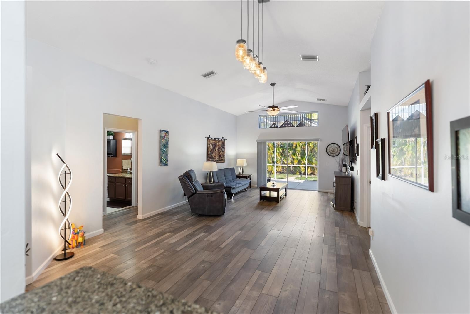 4553 ABACOS PL