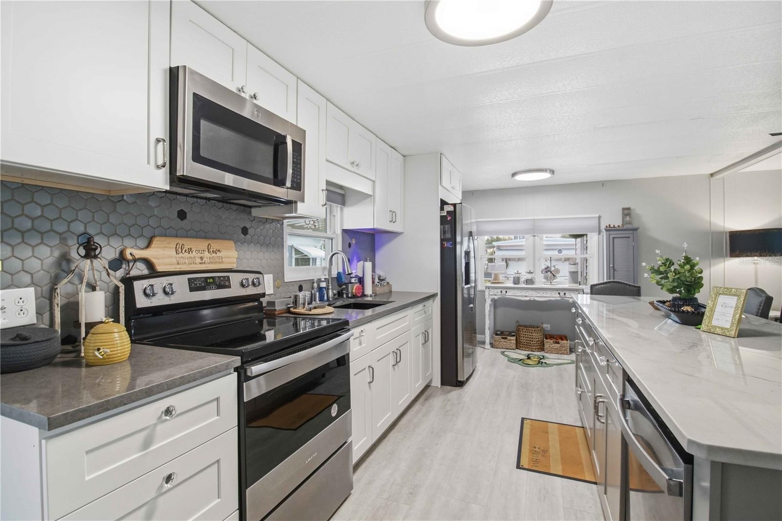 5316 CHATEAU LN