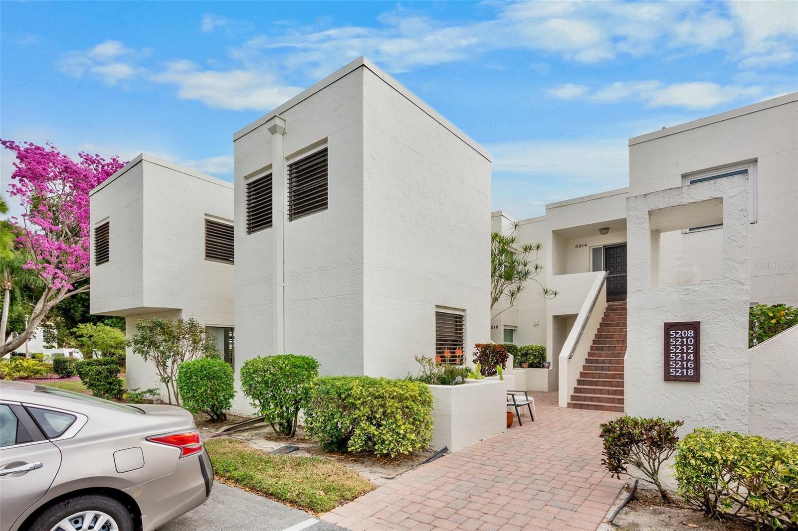 5218 MARSH FIELD LN #108