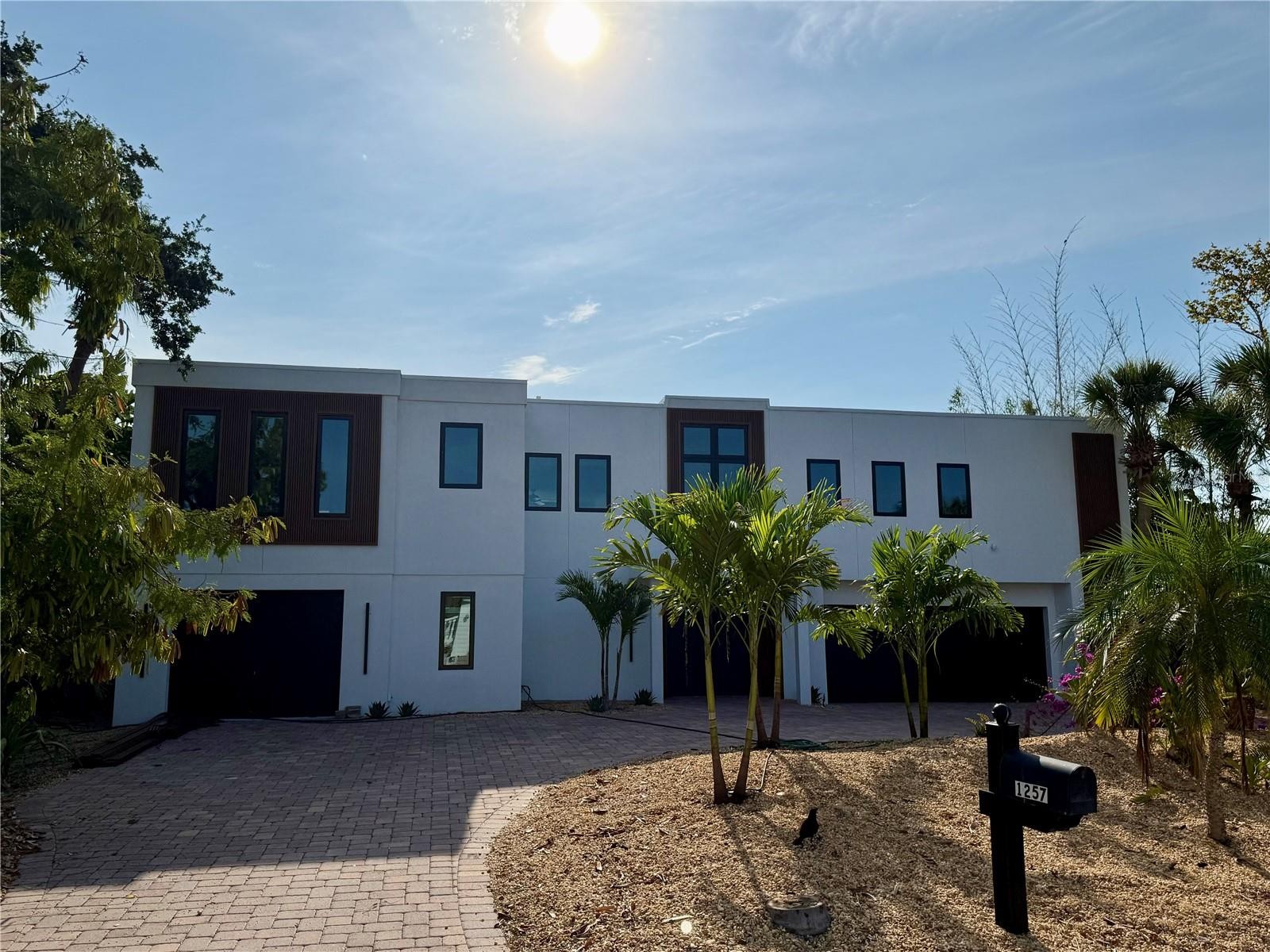 1257 TREE BAY LN