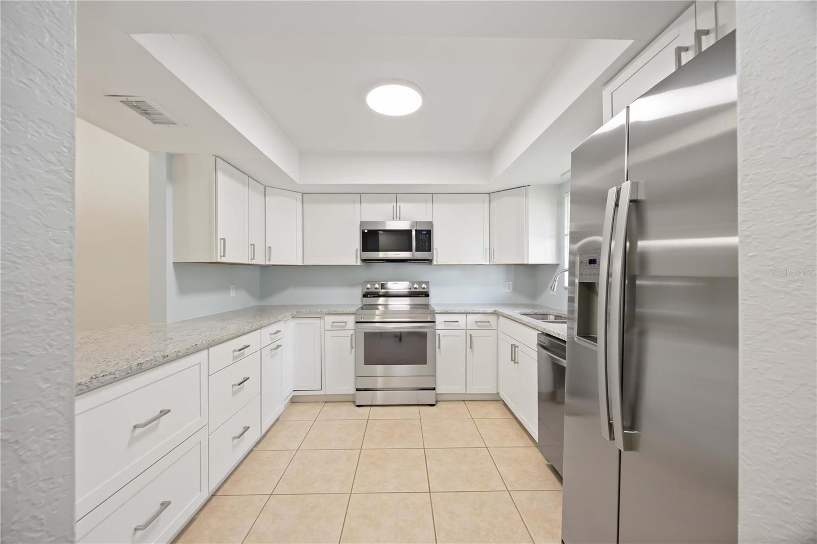 6515 HERITAGE LN #2615