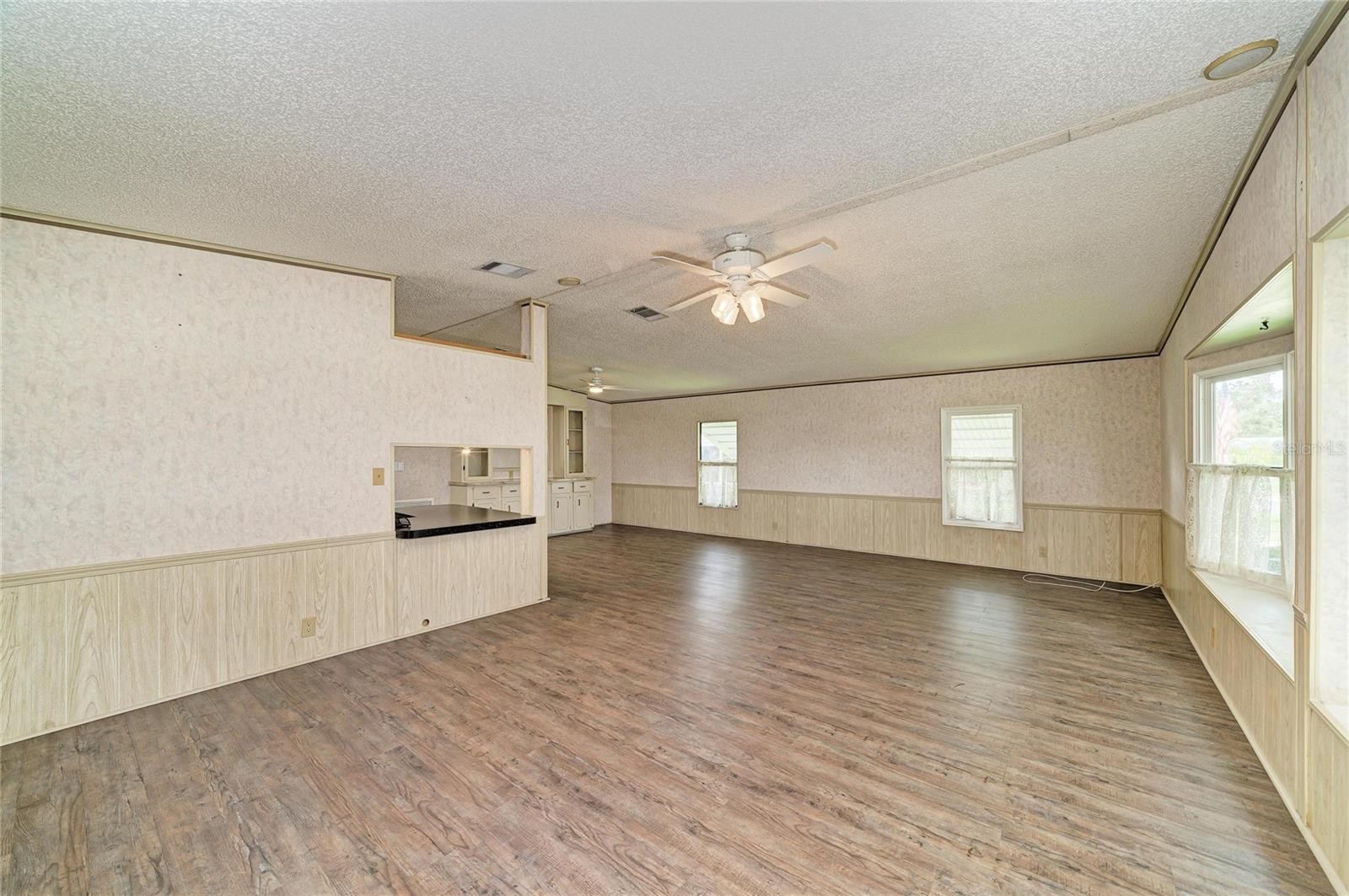 42 MEADOWLARK CIR