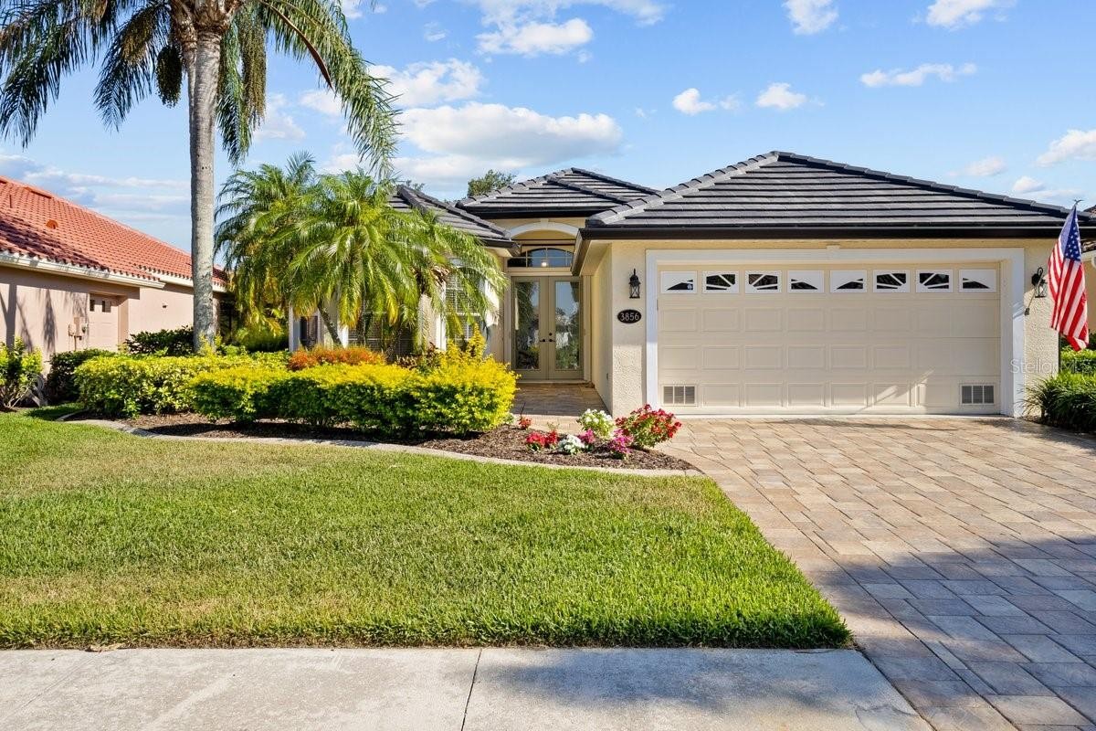 3856 WHISPERING OAKS DR