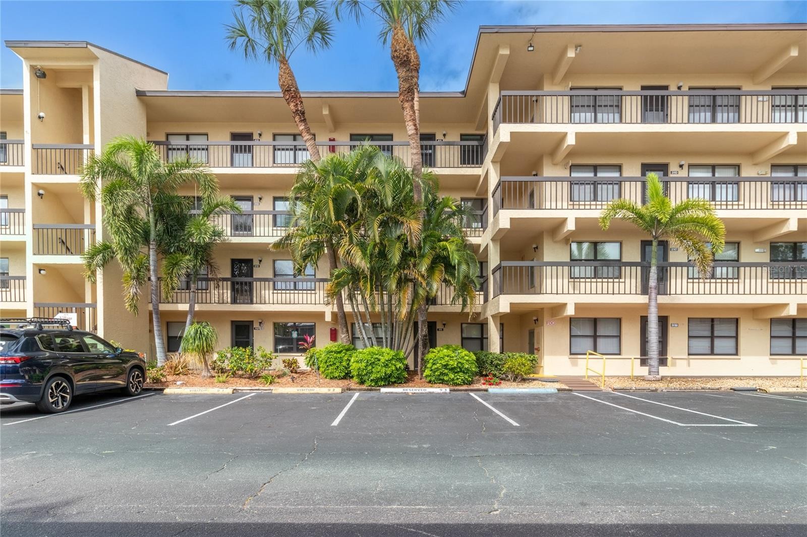 315 30TH AVE W #B411