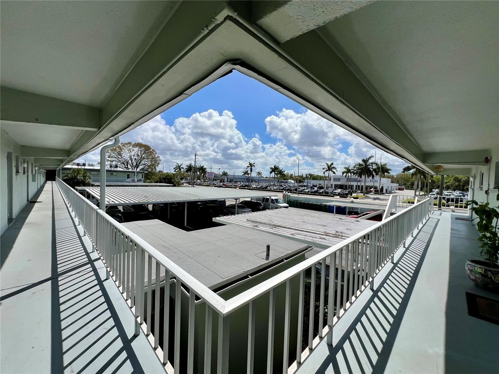 3463 BEE RIDGE RD #318