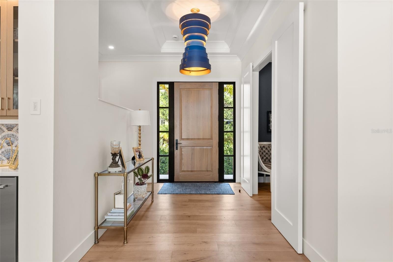 1815 S LAKE SHORE DR