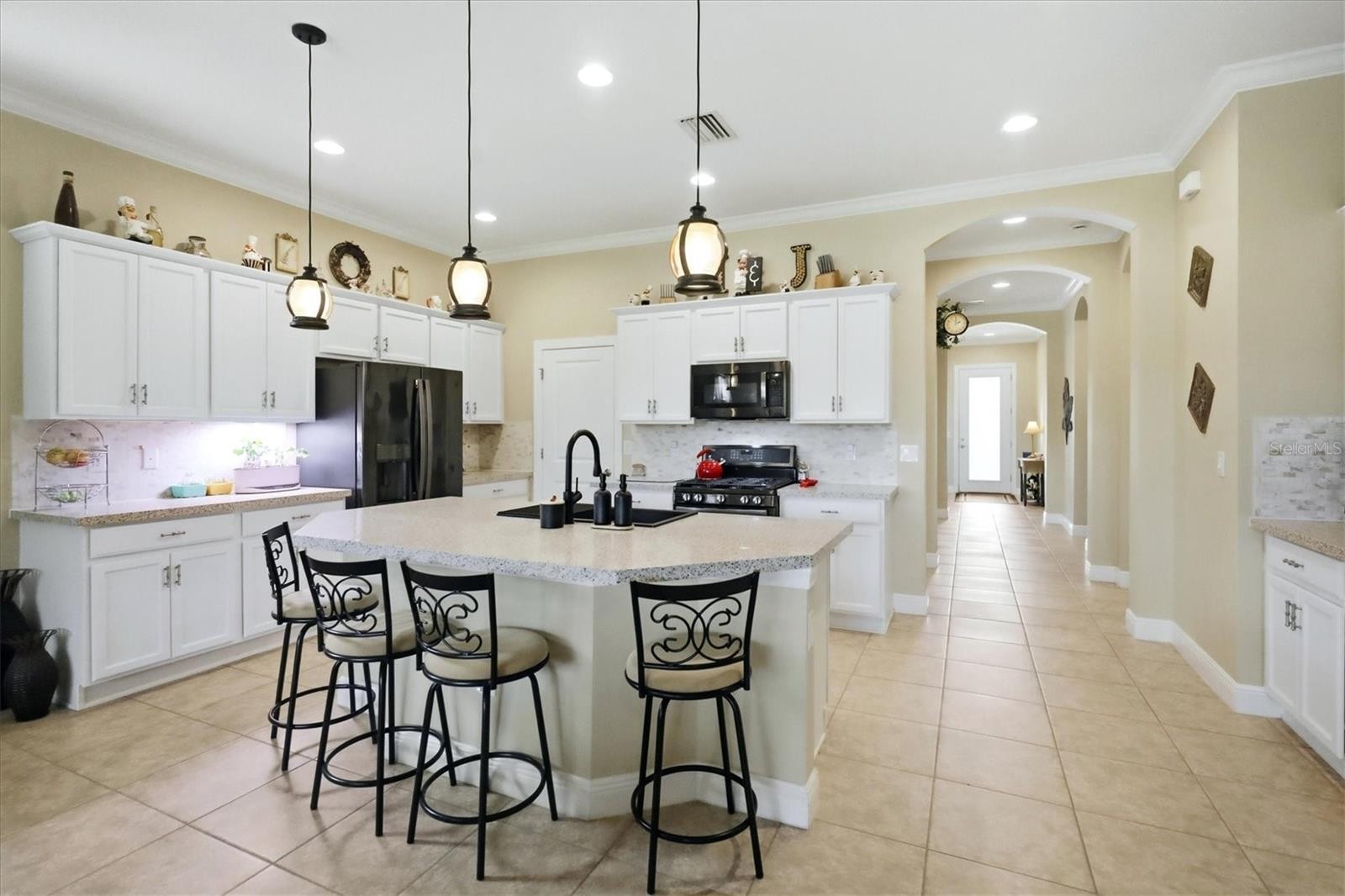 10035 MARBELLA DR