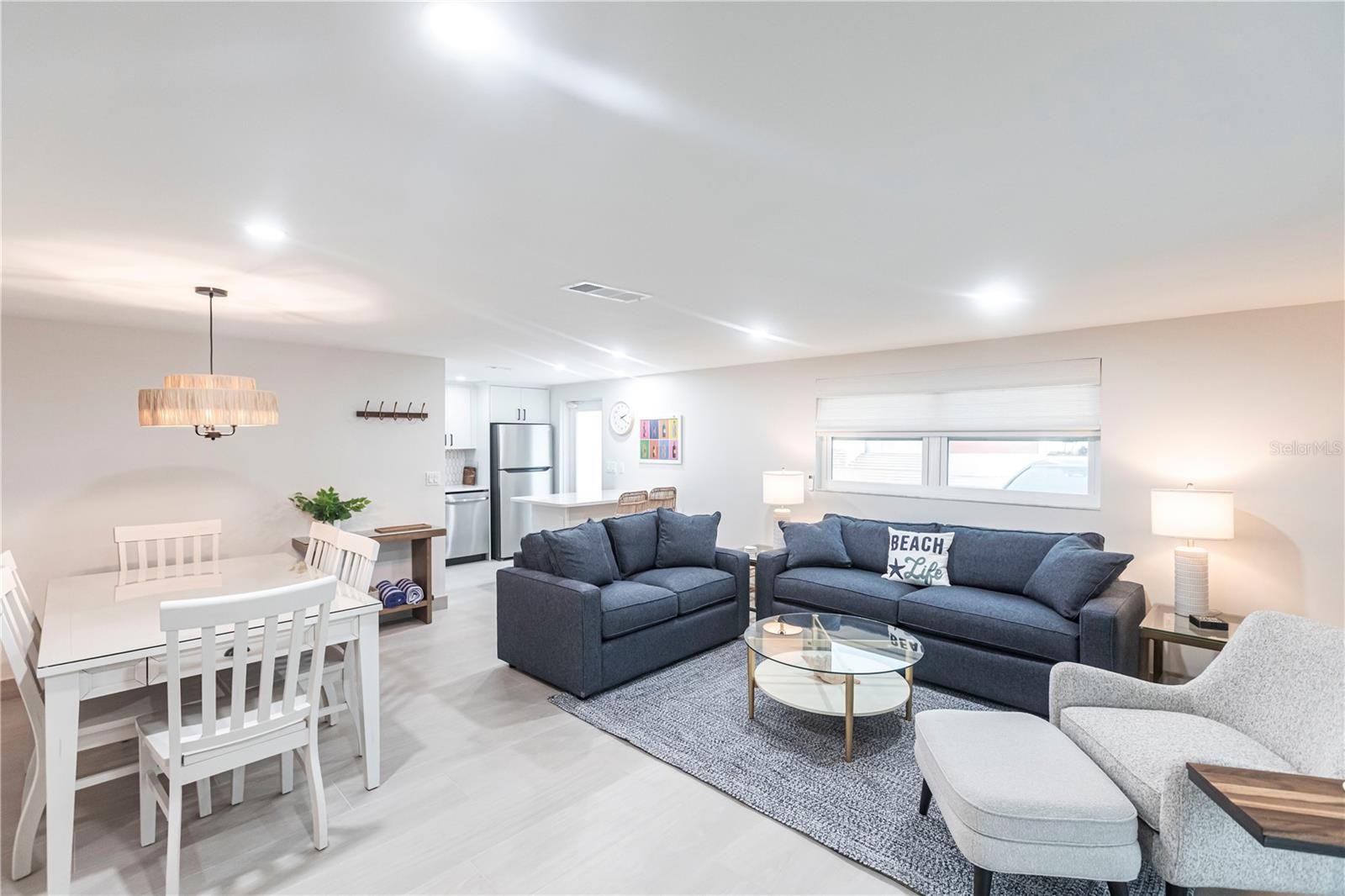 6154 MIDNIGHT PASS RD #B18