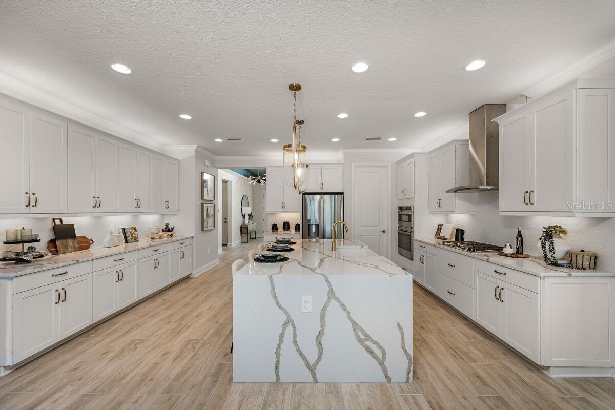 9616 VIBRANT LN