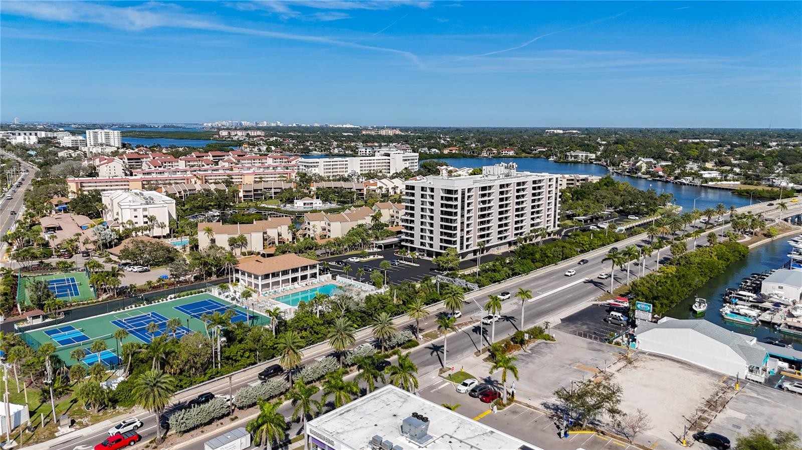 6415 MIDNIGHT PASS RD #306