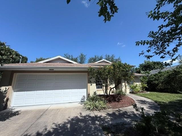 3225 HART WAY