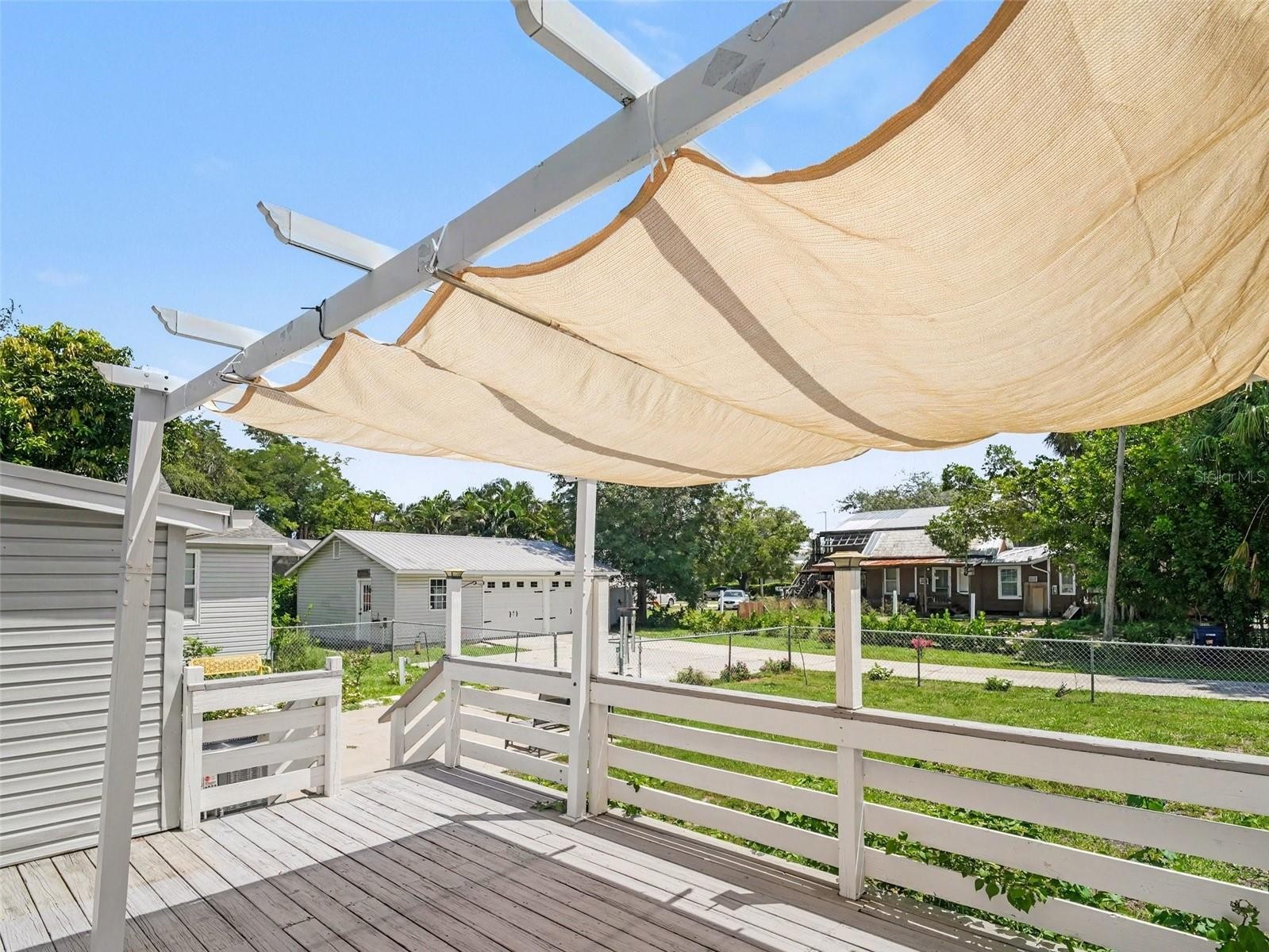 502 7TH AVE W