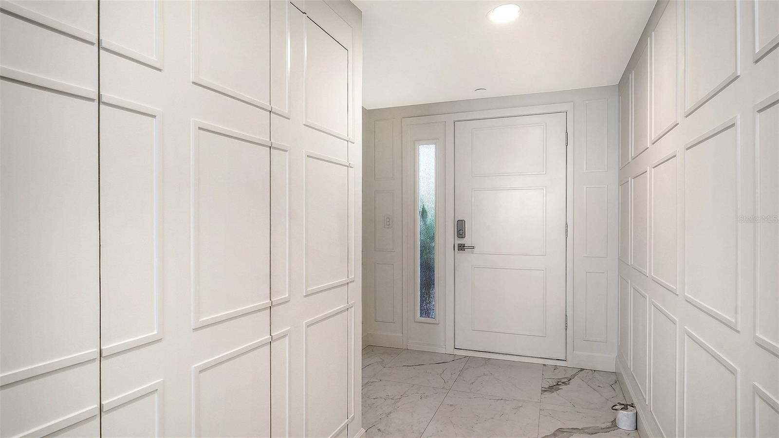 5461 GULF OF MEXICO DR #304