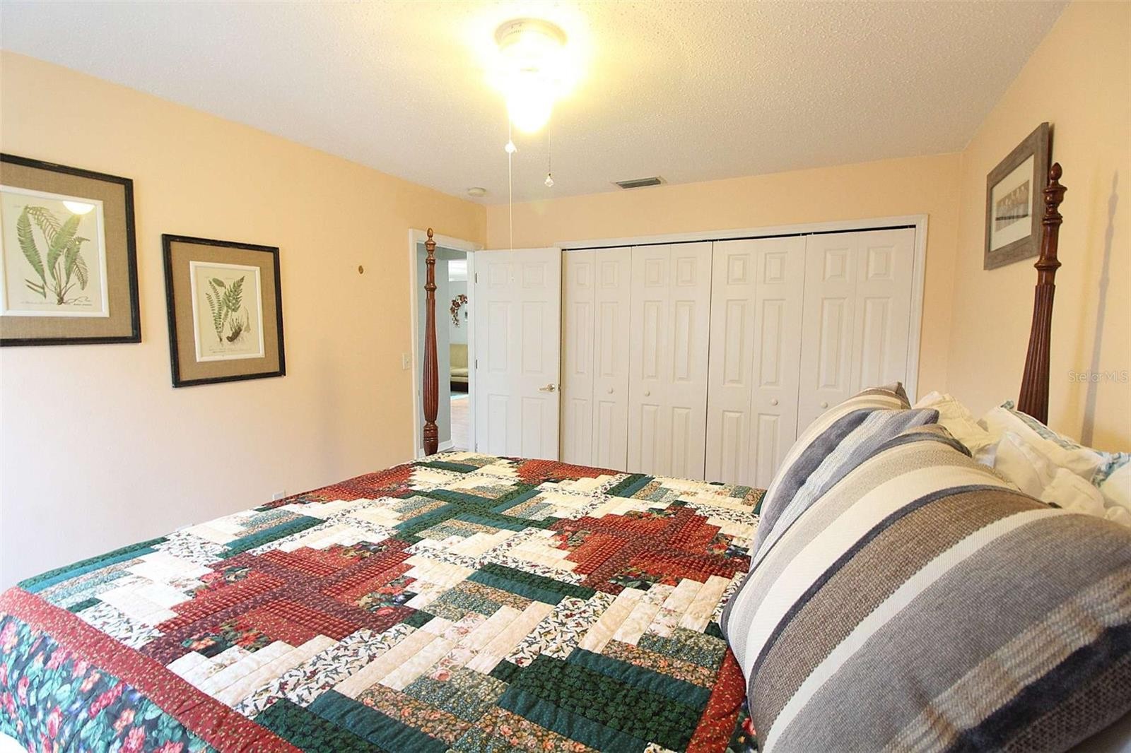 1959 TOUCAN WAY #207