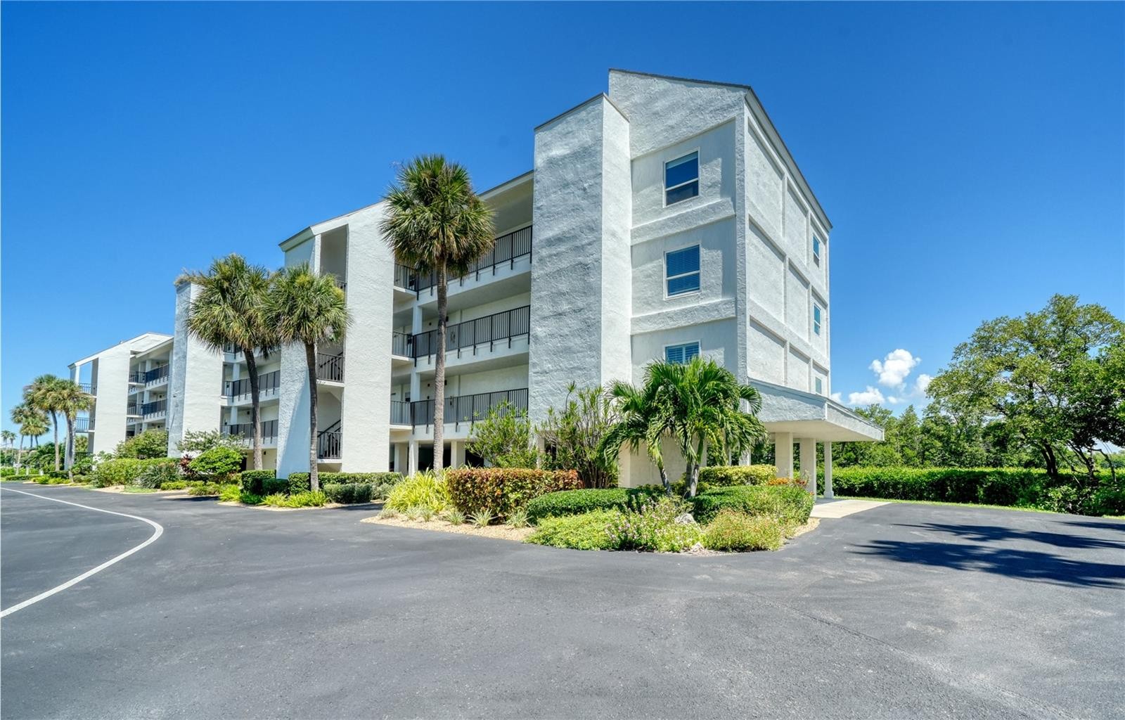 4540 GULF OF MEXICO DR #PH2