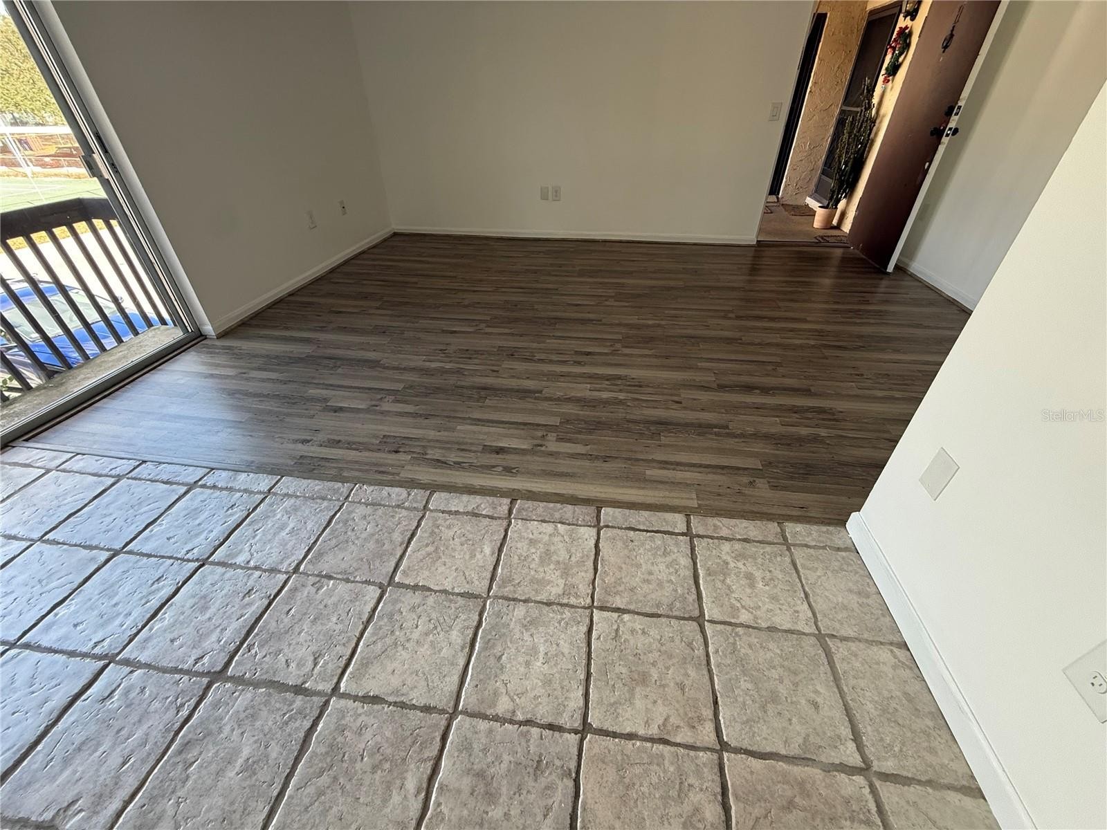 2632 HIDDEN LAKE DR N #H