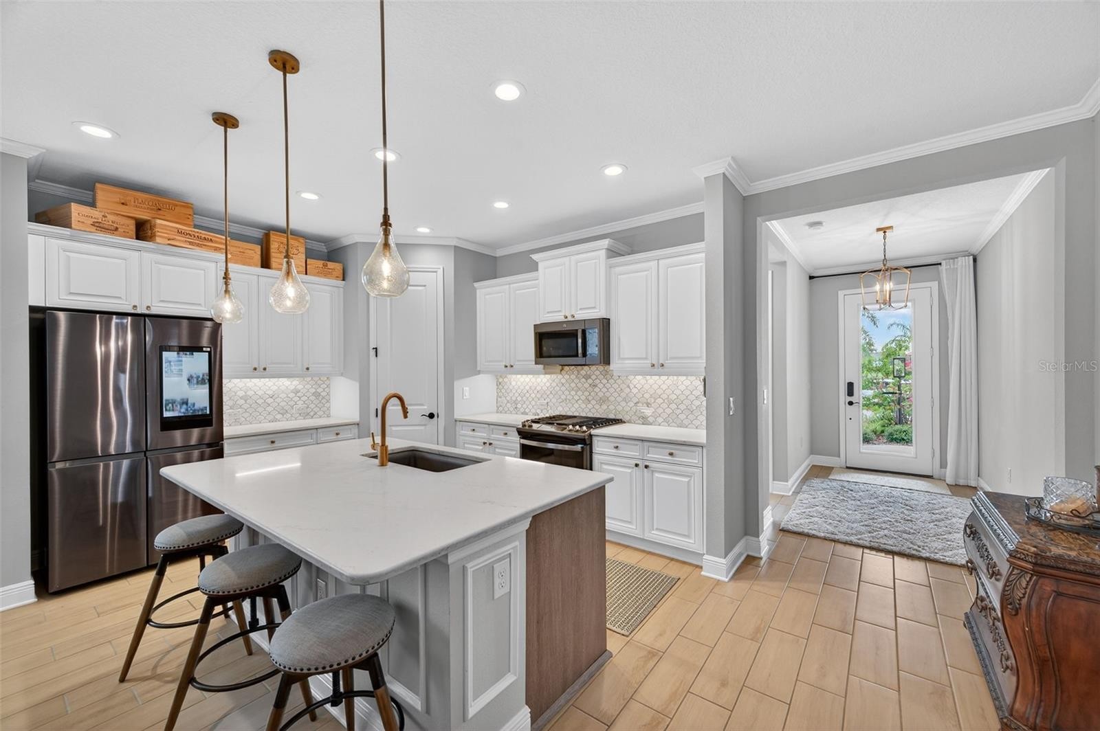 10610 CROOKED CREEK CT