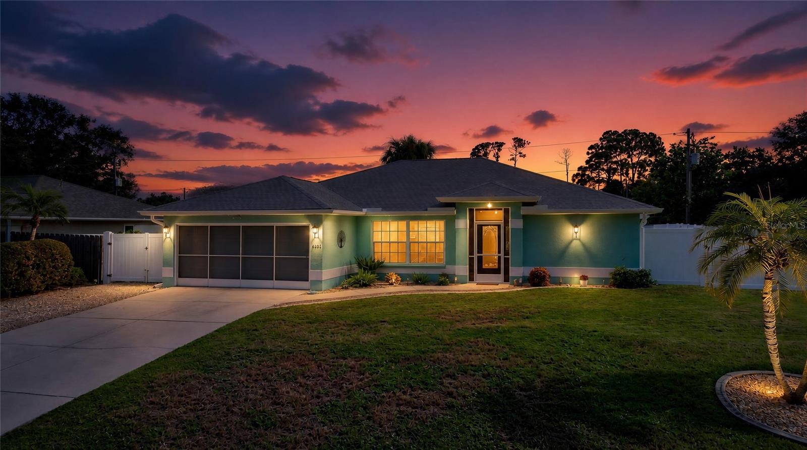 4454 PERSIAN LN