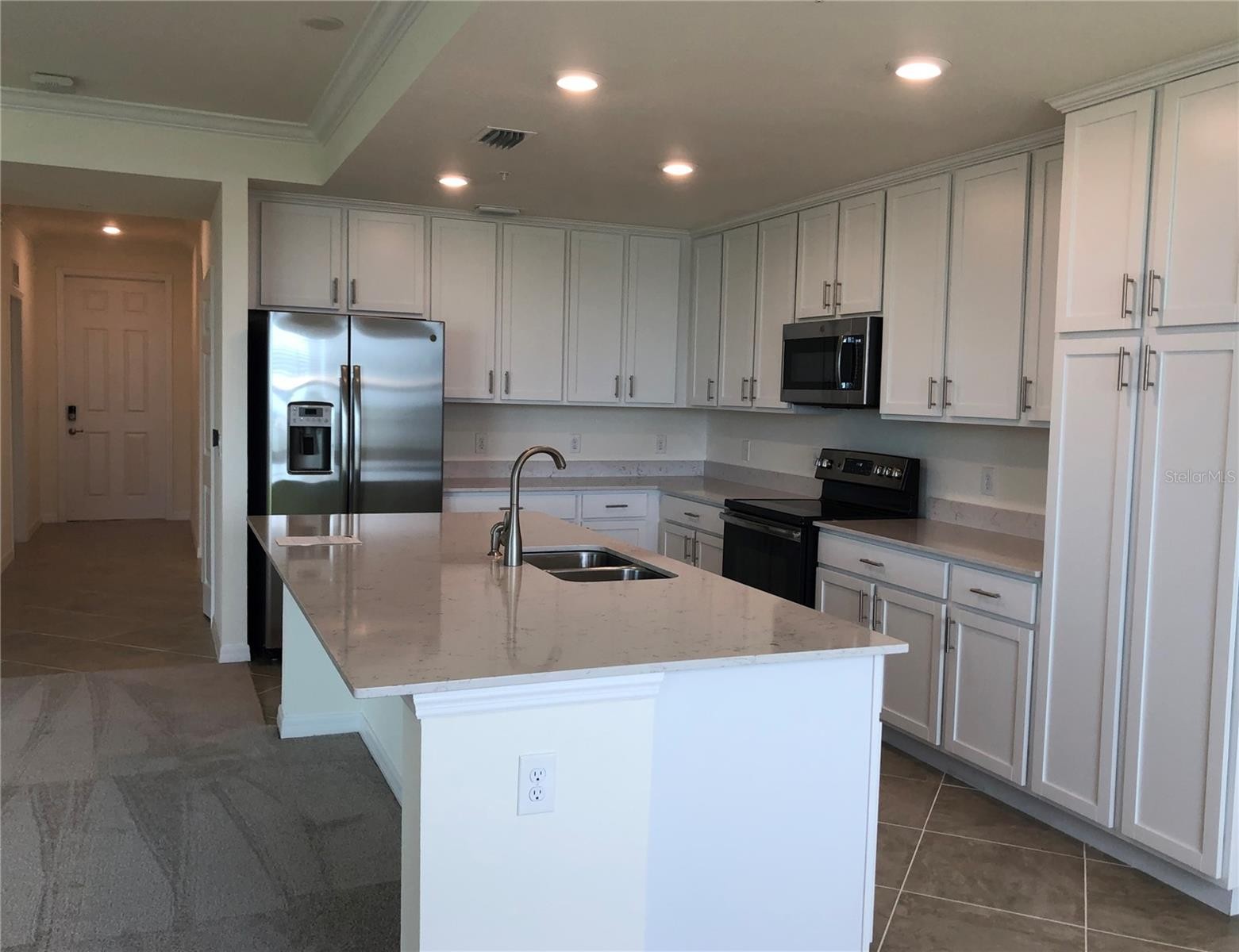 1010 TIDEWATER SHORES LOOP #206