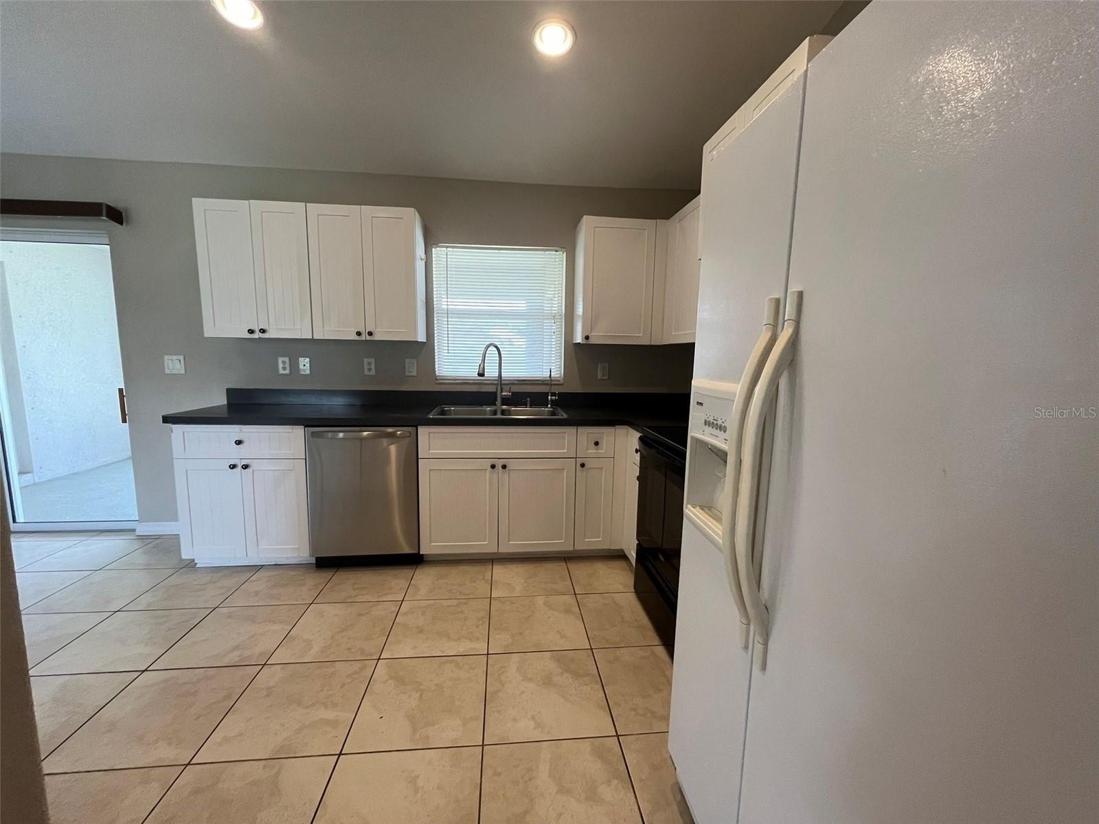 3605 CABALLERO AVE