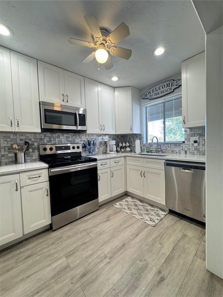 1634 STICKNEY POINT RD #1634-201