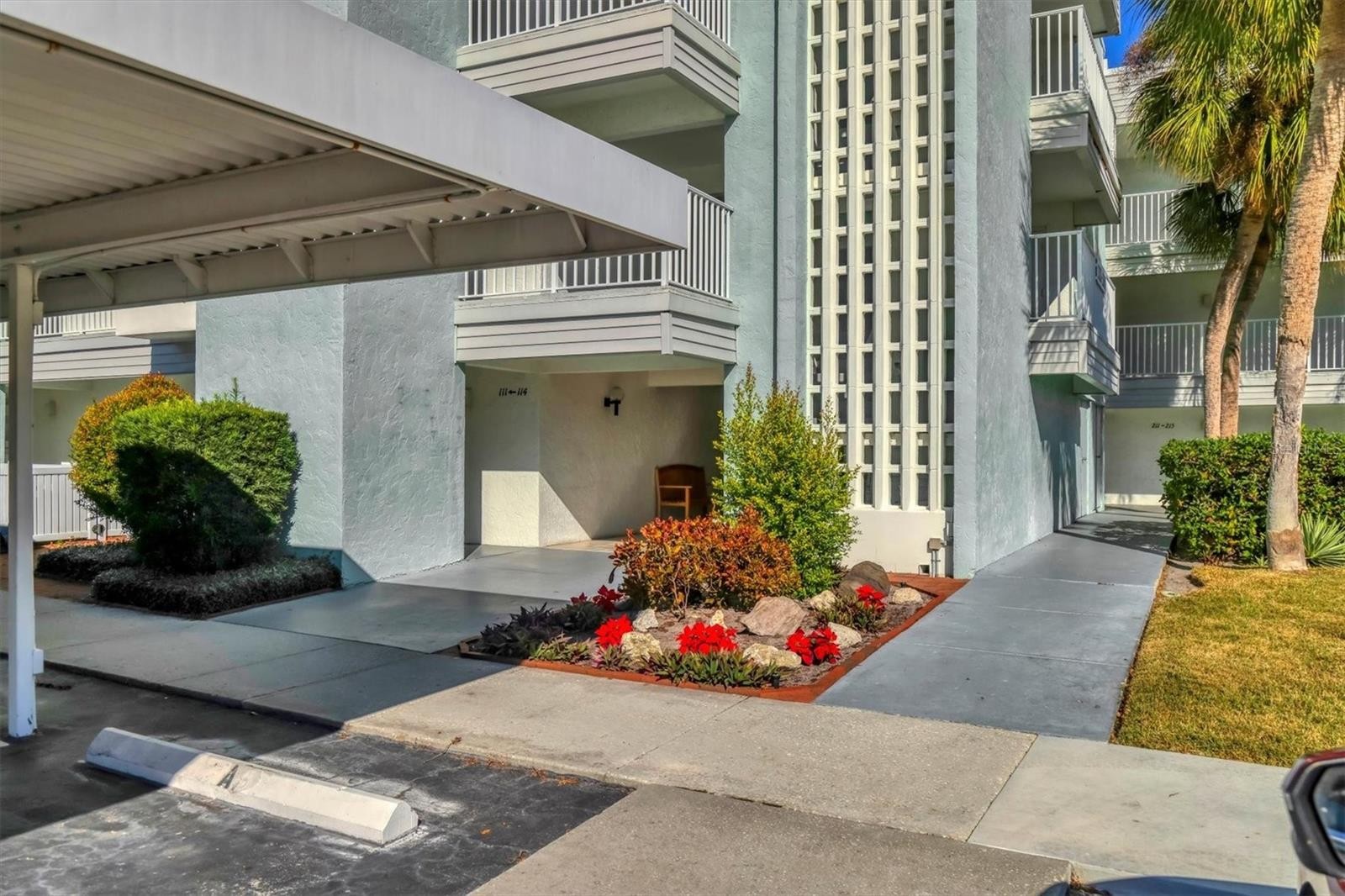 3300 S BENEVA RD #224