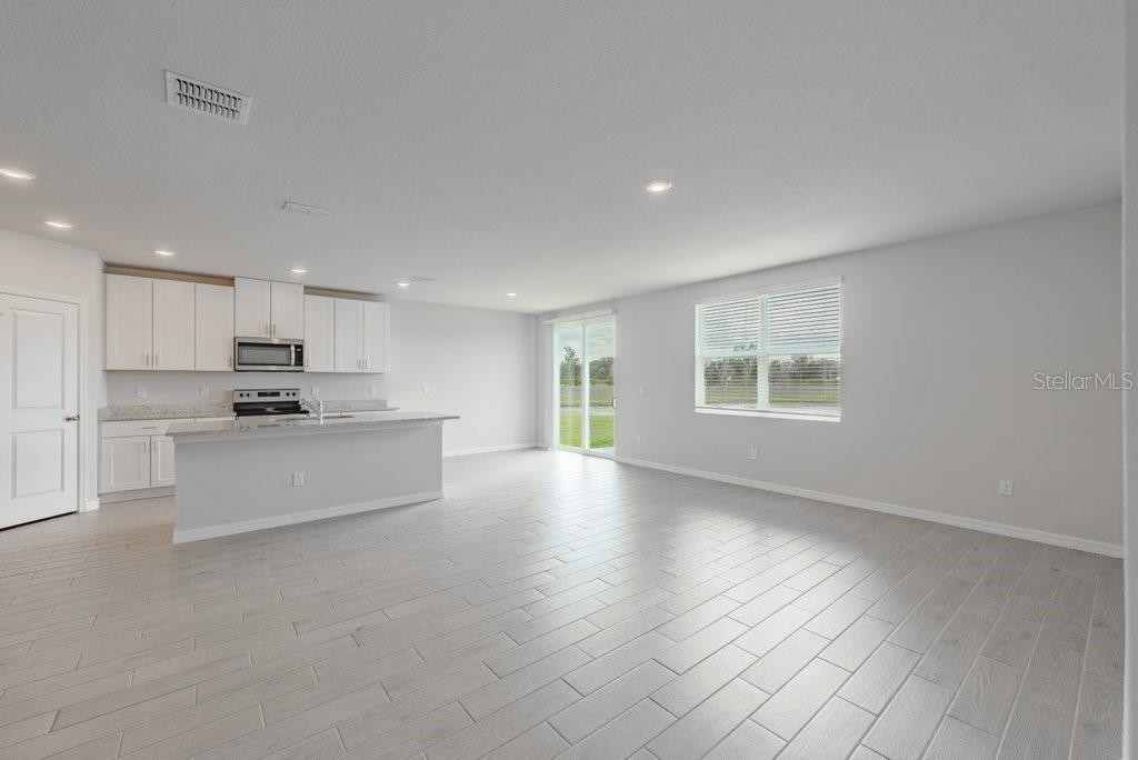 7041 FEATHER RIVER PL