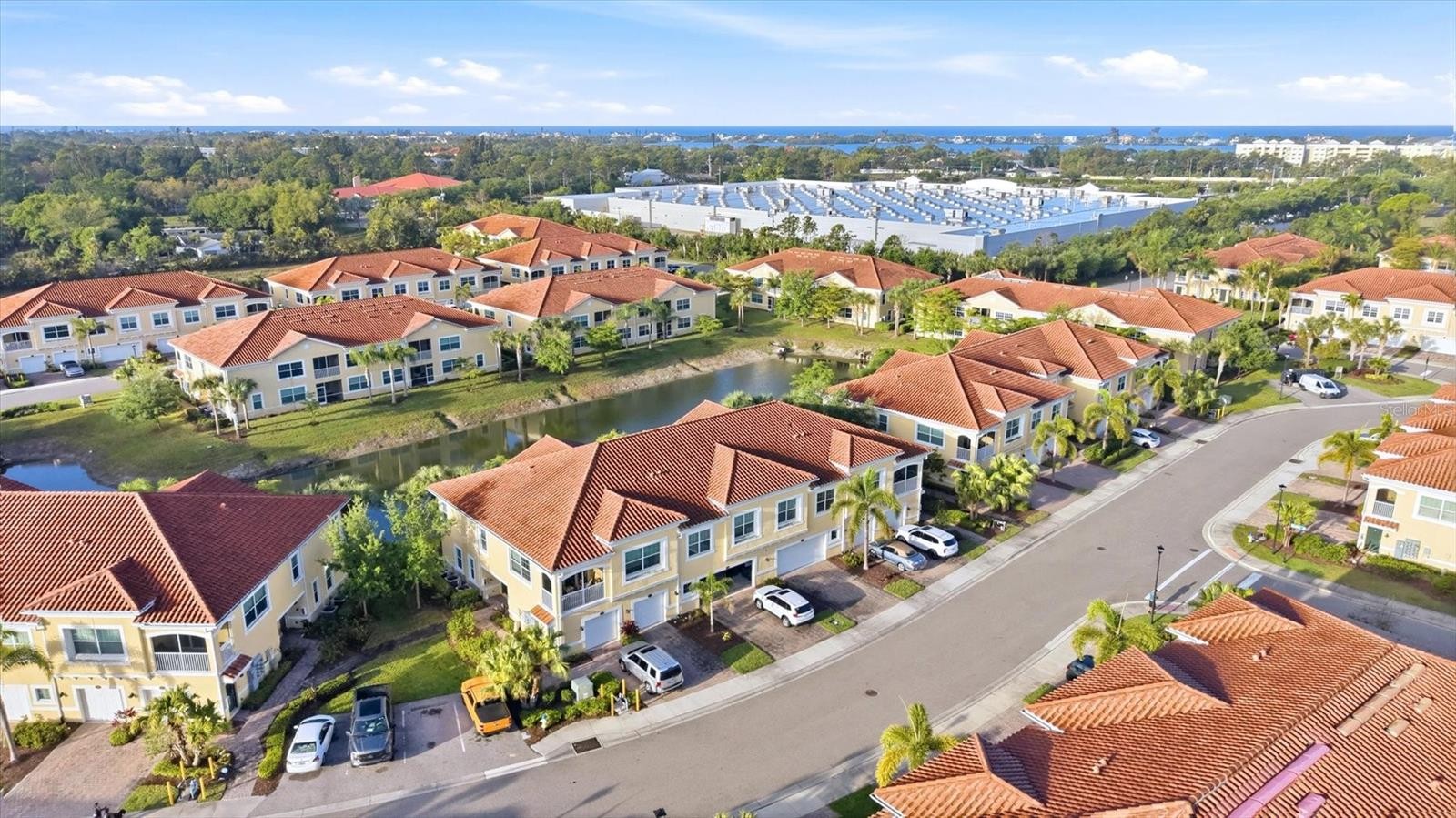 4235 EXPEDITION WAY #102