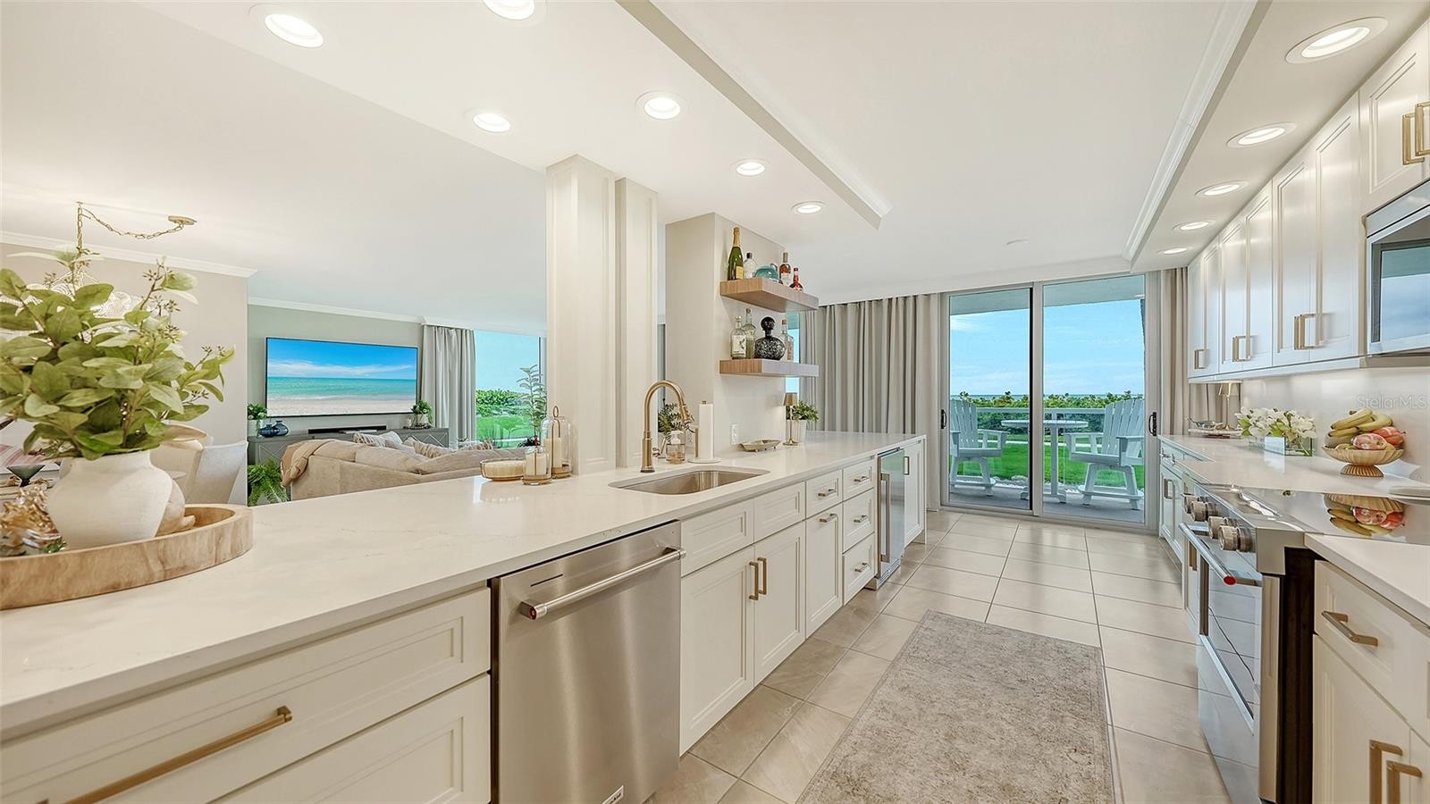 2425 GULF OF MEXICO DR #1B