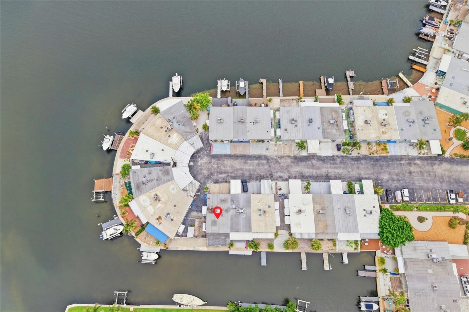 28 SEASIDE CT