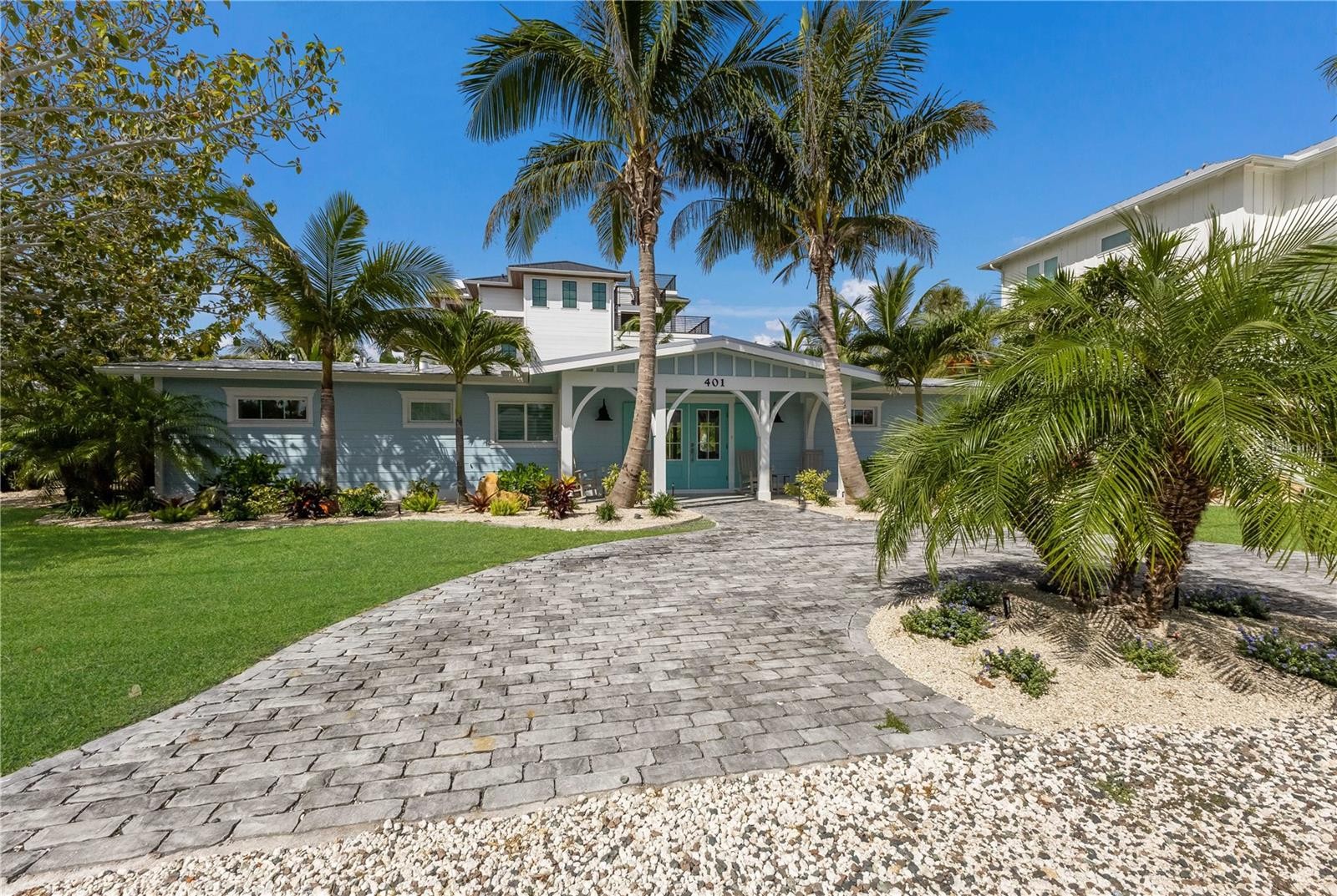 401 N SHORE DR