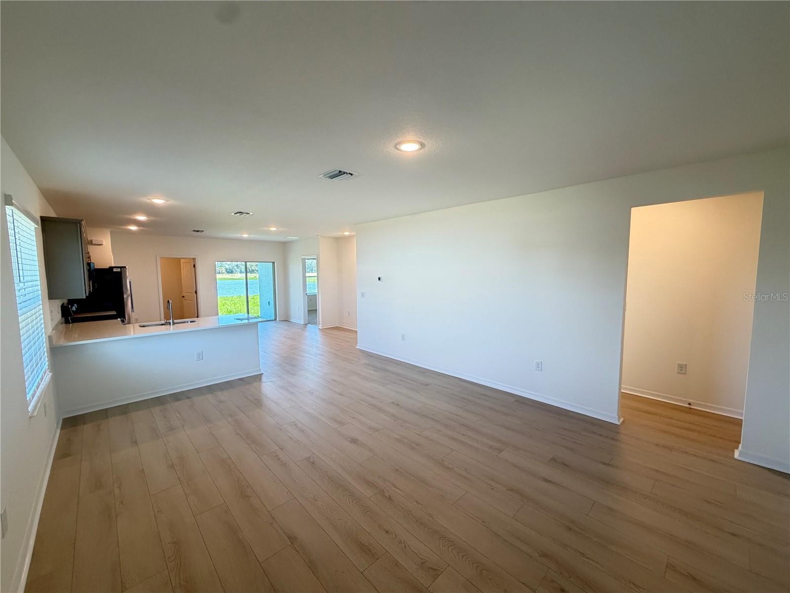 11422 LAKE LOUISA TERRACE