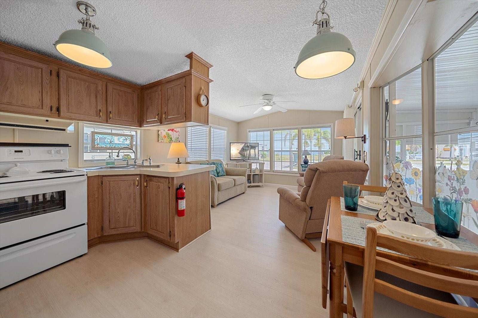 58 MONTEGO DR
