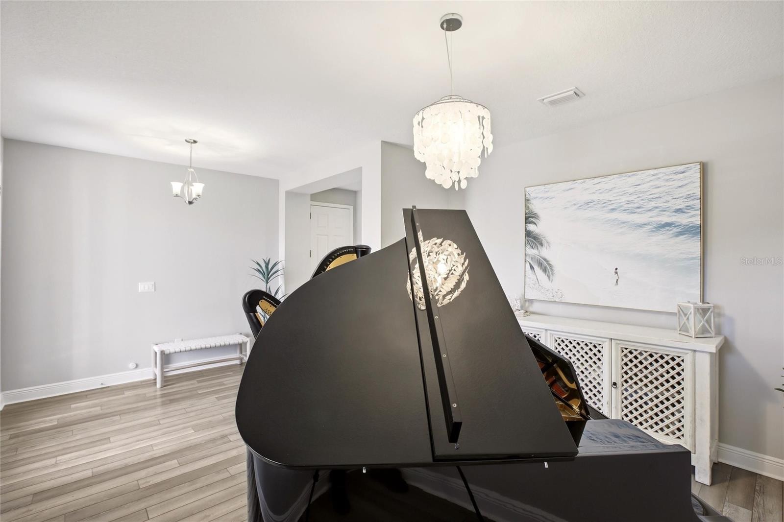 9109 WARM SPRINGS CIR