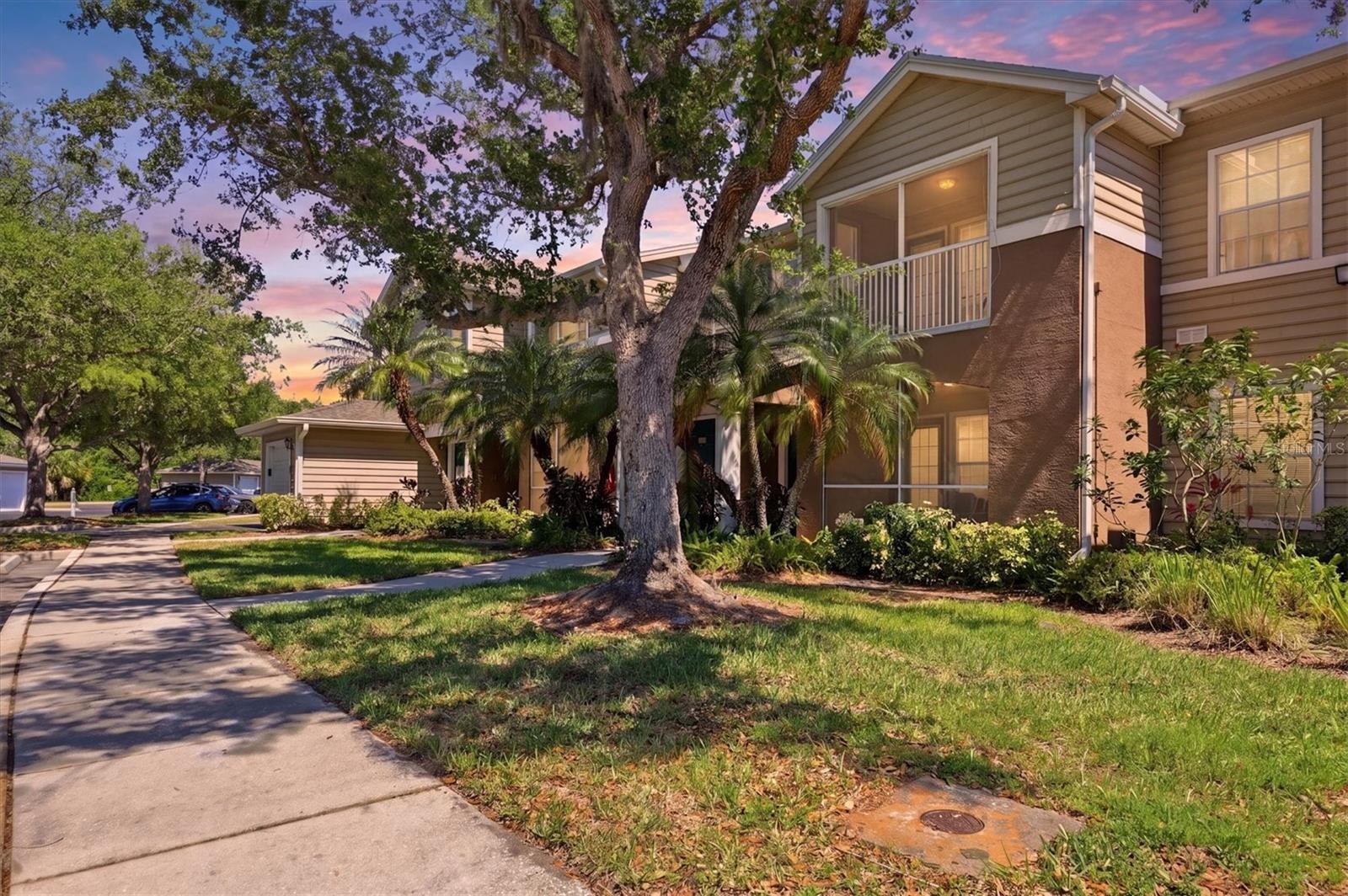 8911 MANOR LOOP #102