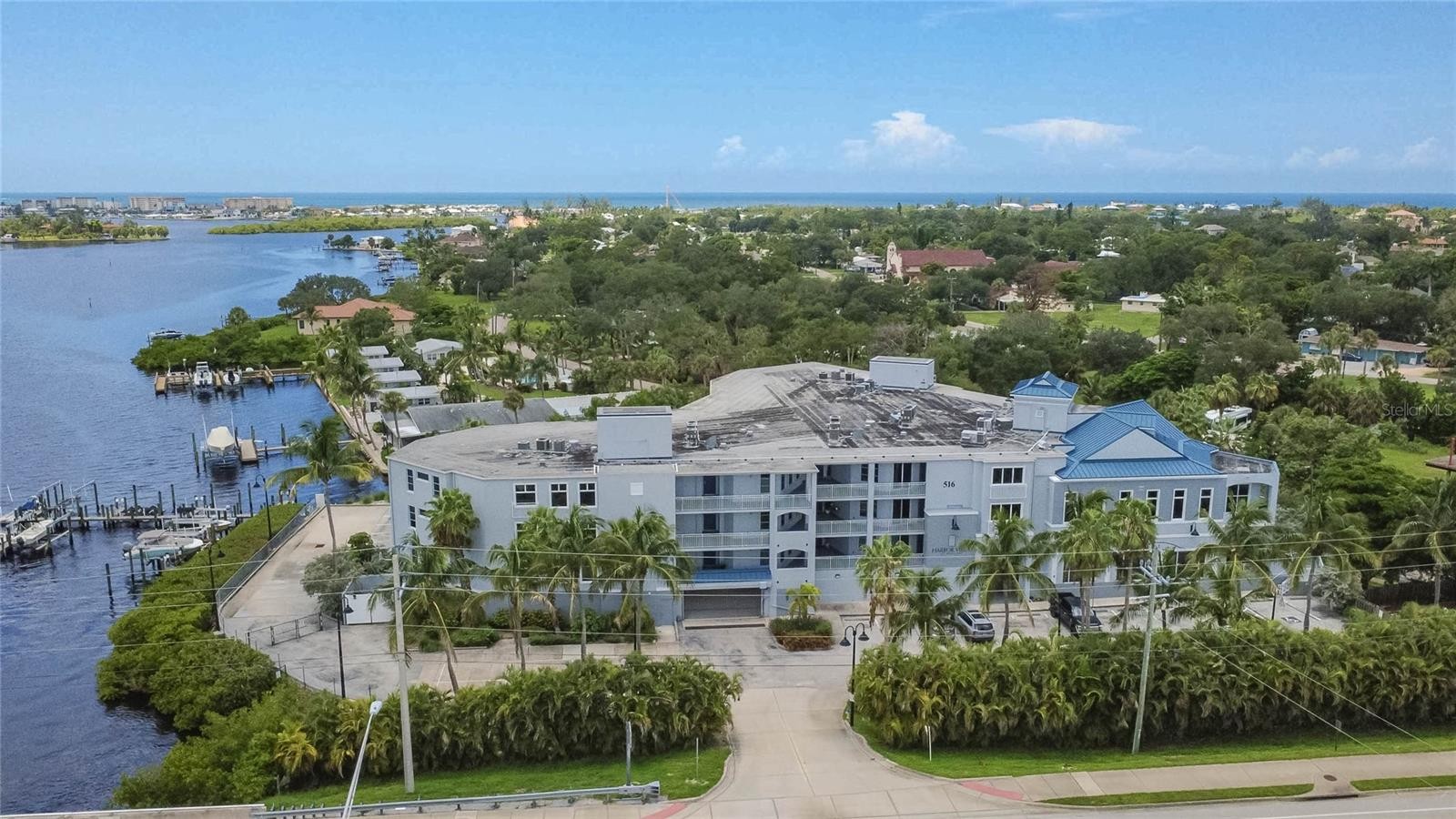 516 TAMIAMI TRL S #306