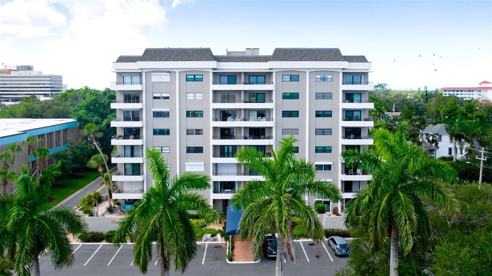 1400 1ST AVE W #206