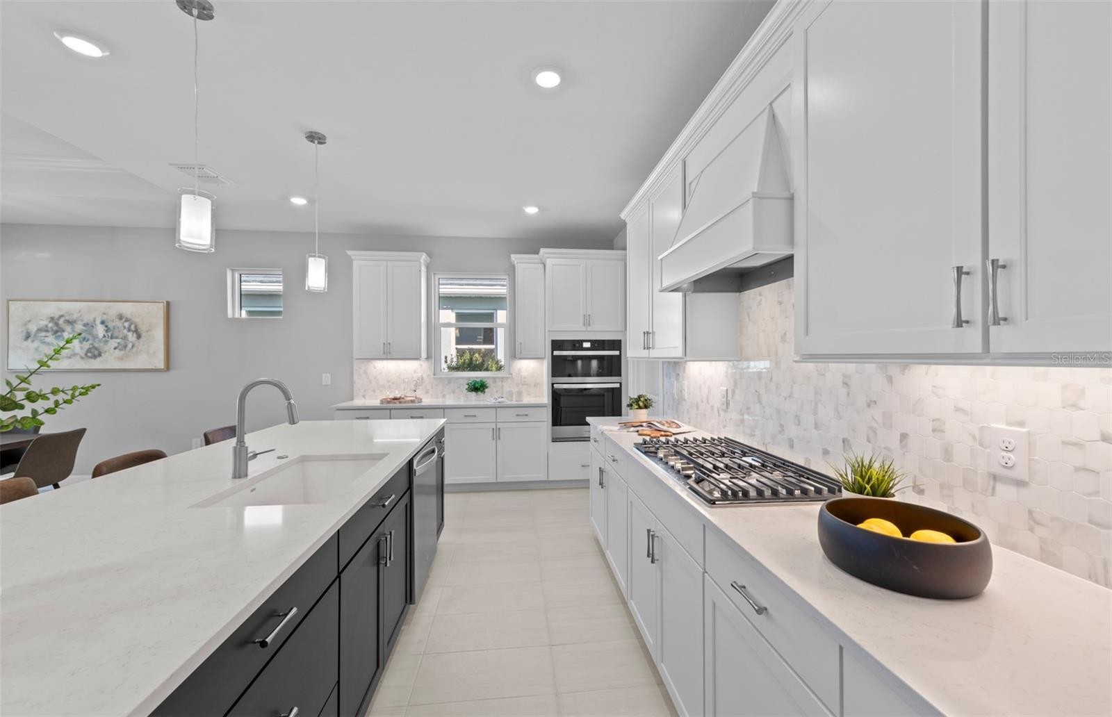 1832 SILVER SHORES BLVD