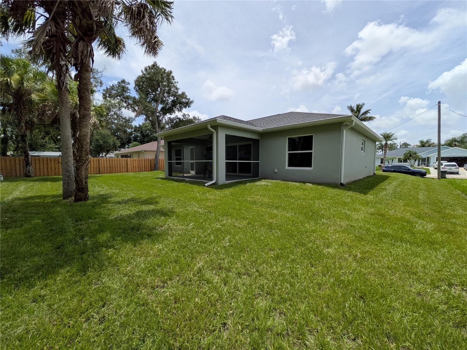 4232 CORYDON AVE