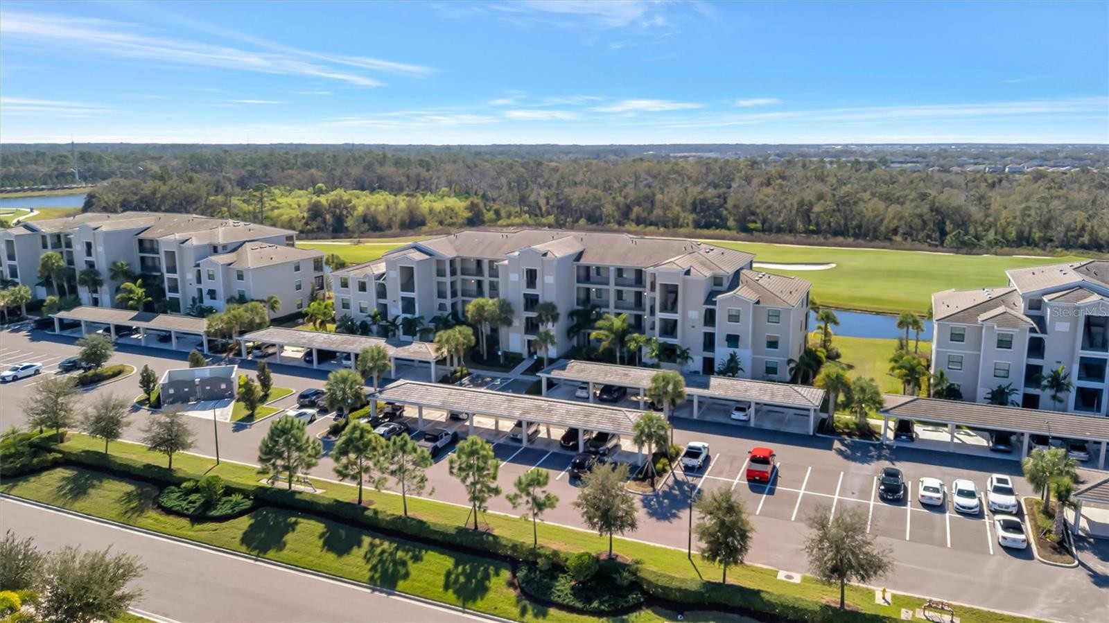 17902 GAWTHROP DR #104